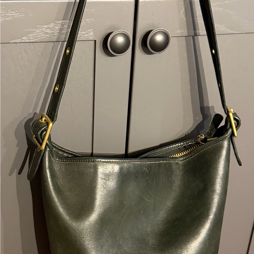 Coach #9085 XL Vintage Feedbag - Picture 5 of 9